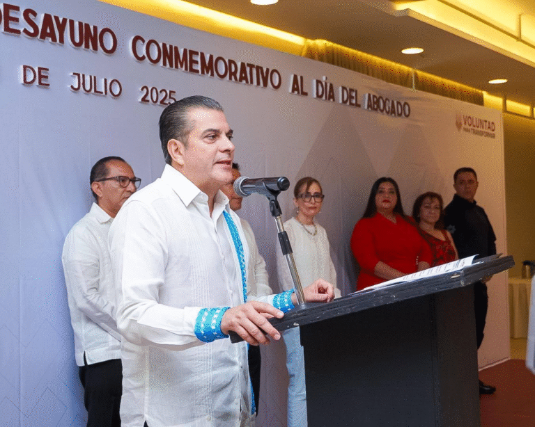 Yamil Melgar reconoce labor ética y social de las y los abogados de Tapachula