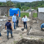 Supervisa Jorge Acero construcción de cancha y domo en comunidad de Amendú