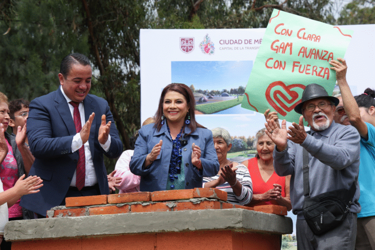 Coloca Clara Brugada primera piedra de la Utopía Hermanos Galeana, la más grande de la capital