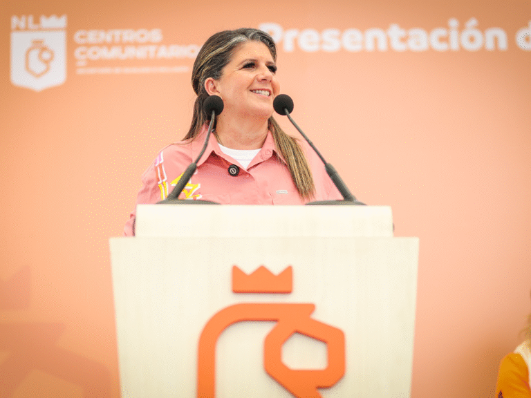 Martha Herrera presenta a 250 atletas de Centros Comunitarios rumbo a la Olimpiada Estatal 2025