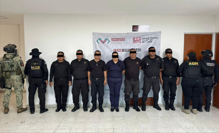 Aprehenden a 7 presuntos responsables de homicidio culposo en el penal de Pichucalco: FGE