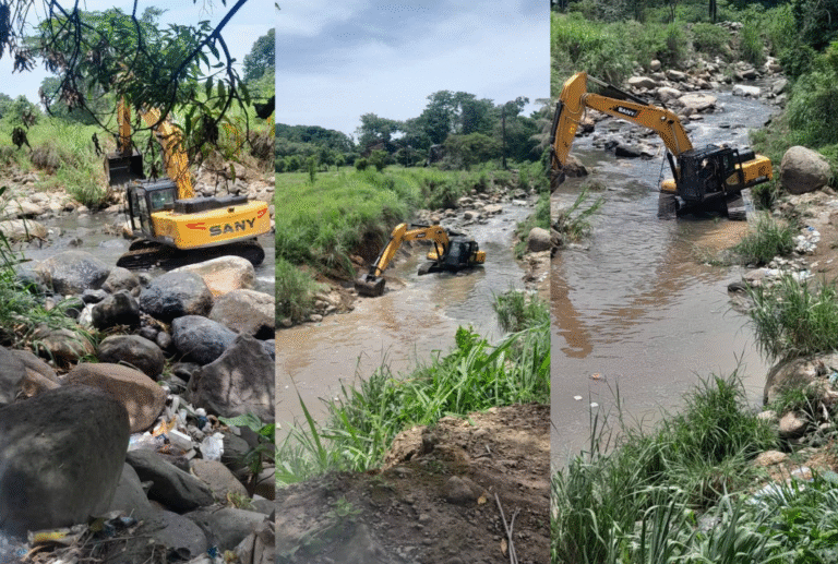 Después de 20 años, Tapachula inicia desazolve del río Texcuyuapan