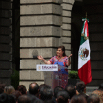 Entregan 189 mdp en Tarjetas del Bienestar para rehabilitar 135 bachilleratos en la CDMX