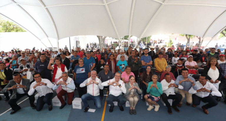 DIF Estatal y Municipal entregan más de 3 mil despensas a familias vulnerables en Puebla