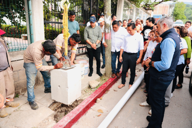 Continúa el Programa de Mejoramiento del Alumbrado Público; ahora en La Misión, en Tuxtla