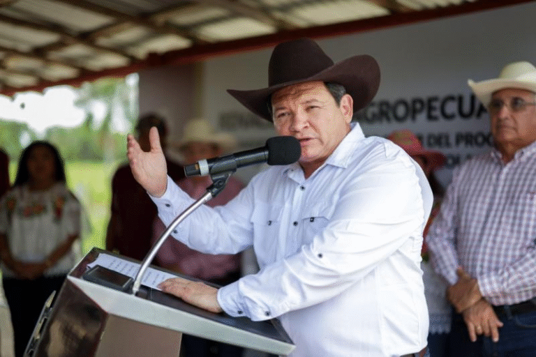 Impulsa Joaquín Díaz Mena riego con energía solar para el campo en Sucilá