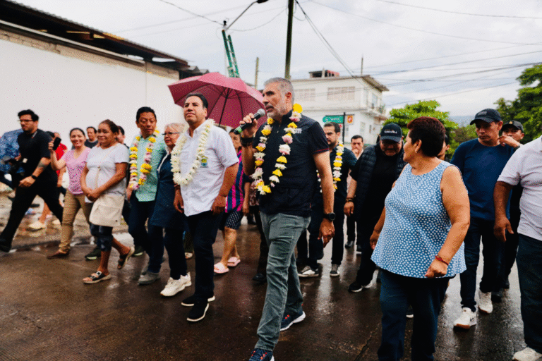 El Gobernador Eduardo Ramírez continúa impulsando el Programa de Mejoramiento del Alumbrado Público; ahora en el Barrio Hidalgo