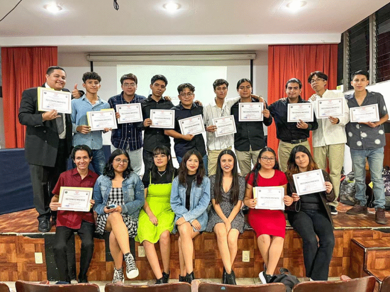 Ayuntamiento de Tapachula felicita a la UNICACH por 25 años de la Licenciatura en Historia