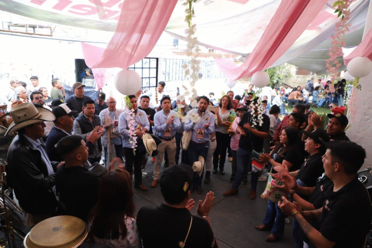 Santa Rosa Xochiac celebra su fiesta patronal con tradición y fe