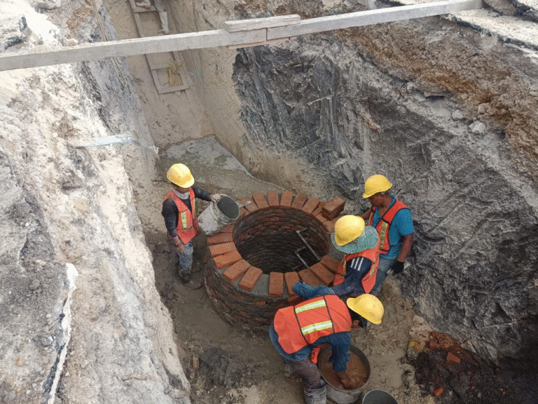 SMAPA mejora el drenaje sanitario en Tuxtla con 24 obras de rehabilitación