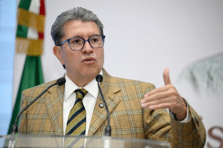 Diputadas y diputados de Morena ofrecen conferencia en la “Legislativa del Pueblo”