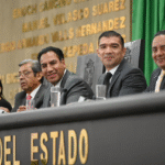 Impone Eduardo Ramírez Medalla “Rosario Castellanos” a Natalio Hernández Hernández