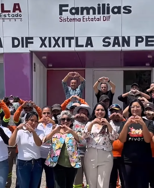 Gobierno de Cholula realiza faena comunitaria en la Guardería DIF de Santa María Xixitla