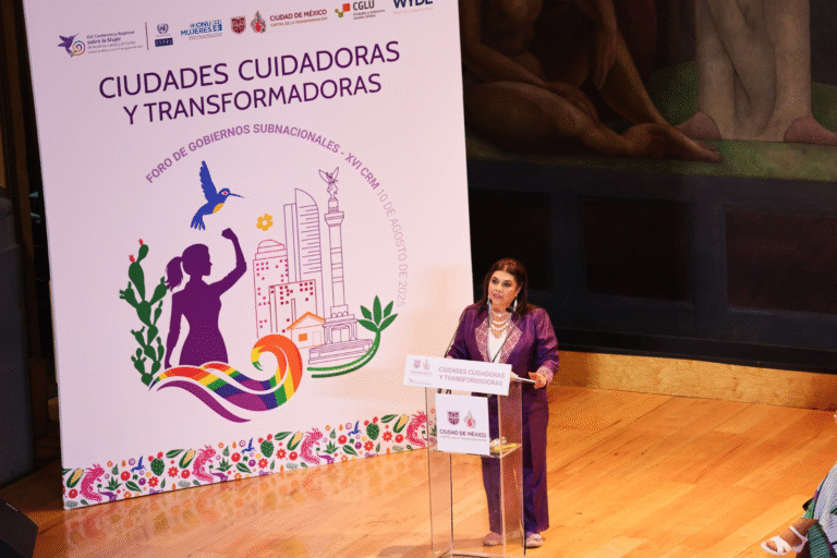 Clara Brugada llama a crear sistemas públicos de cuidados para hacer justicia a las mujeres