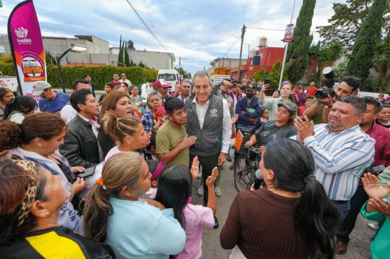 “Puebla Brilla” moderniza más de 12 mil 600 luminarias y beneficia a 350 mil habitantes