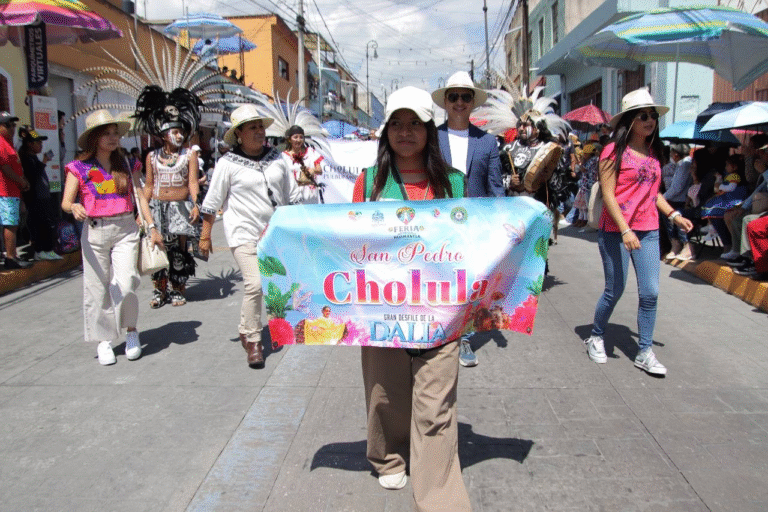 Cholula fortalece lazos culturales en la Feria de Huamantla 2025