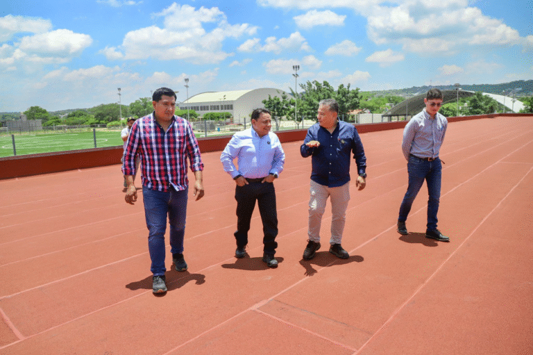 Moreno Guillén supervisa obras de mejora en sedes judiciales de Tuxtla y Berriozábal