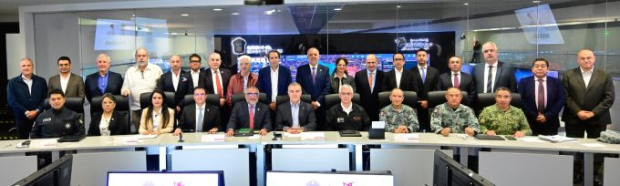 Edoméx recibe reconocimiento histórico del sector empresarial por reducción de delitos contra empresas