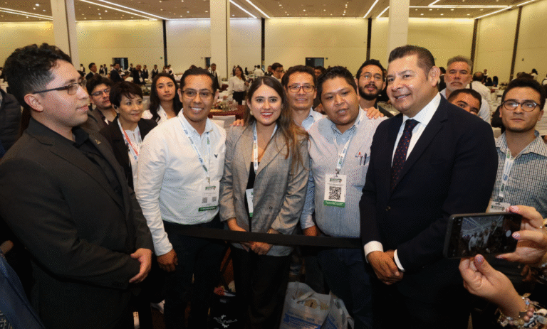 Puebla, líder en proyectos tecnológicos impulsados por la presidenta Claudia Sheinbaum: Armenta