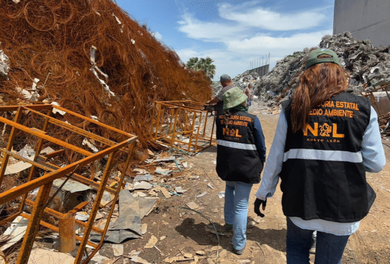 Suspende Medio Ambiente de Nuevo León a empresa en Apodaca por contaminar suelo y agua