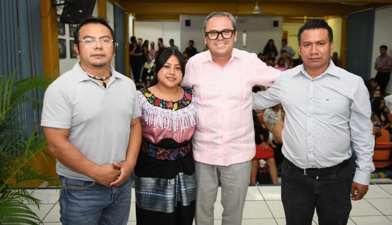 UNACH reafirma compromiso con la interculturalidad y la promoción de lenguas originarias