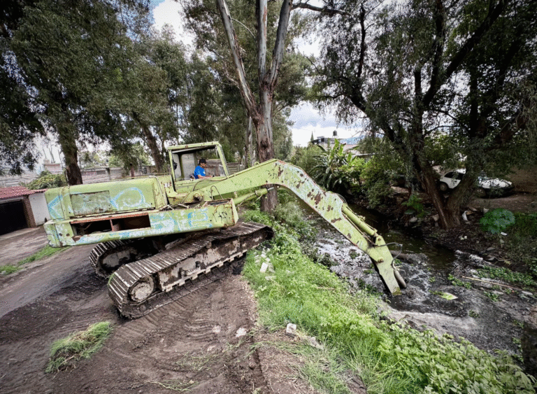 Tláhuac refuerza acciones contra inundaciones con desasolve del río Ameca