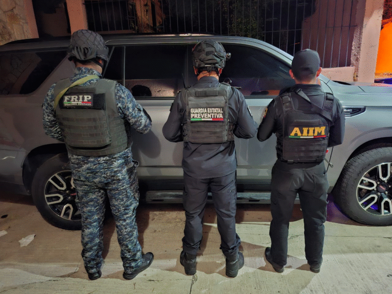 En San Cristóbal, grupo interinstitucional ejecuta orden de cateo por el presunto delito contra la salud