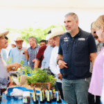 Ángel Torres inaugura Tianguis Agropecuario en San José Terán