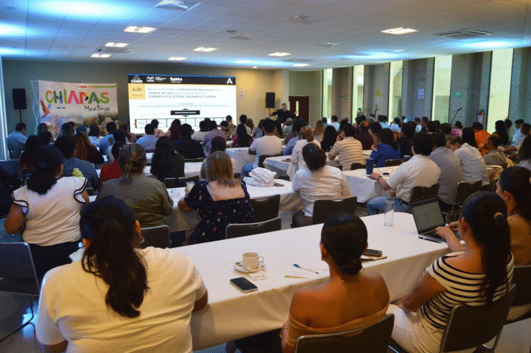 Berriozábal participa en capacitación sobre la Industria de Reuniones