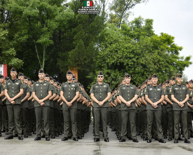 SEDENA celebra graduación de especialistas en transporte militar