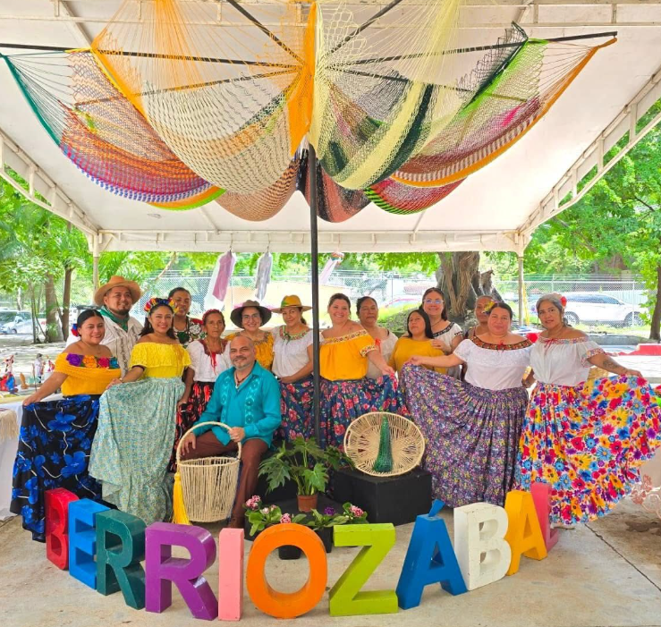 “Berriozábal en tu Ciudad” impulsa la economía local con exposición en la Secretaría de Educación