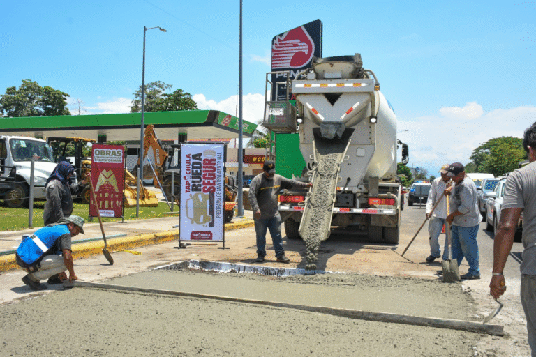 Avanza programa “Tapachula Rueda Seguro” con rehabilitación de vialidades