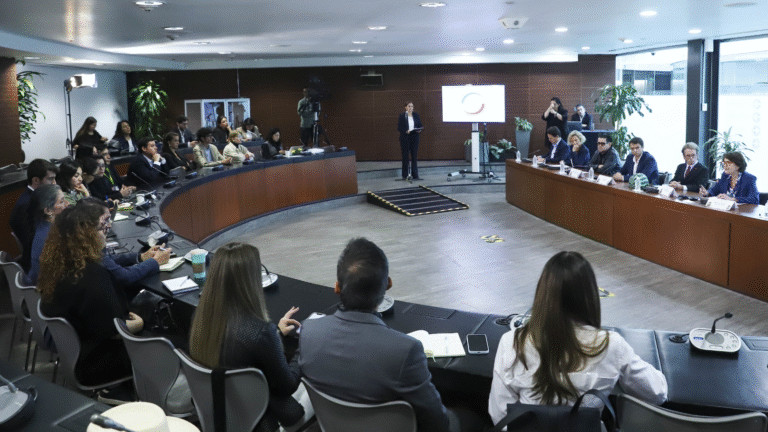 Senador Emmanuel Reyes Carmona impulsa uso de cascos certificados para reducir muertes en motociclistas