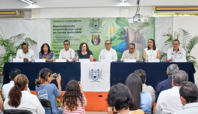 Berriozábal participa en simposio de la UNACH sobre cambio climático