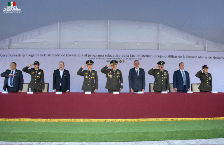 Escuela Militar de Medicina recibe acreditación con Distinción de Excelencia
