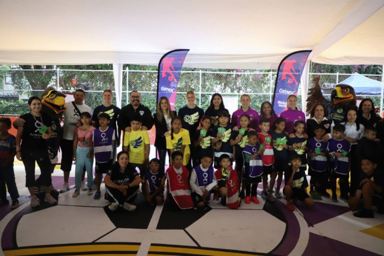 Alcaldía Álvaro Obregón inaugura cancha Salvatierra en Olivar de los Padres