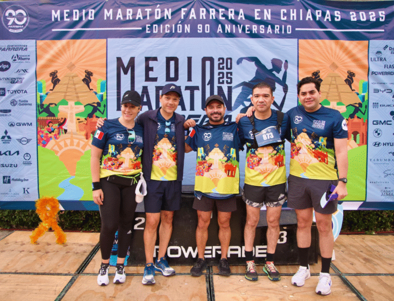 Luis Ignacio Avendaño destaca la importancia del deporte en el Medio Maratón Farrera 2025