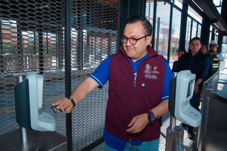 Abren tres estaciones más del Trolebús Mexiquense; suma ya 12 en operación