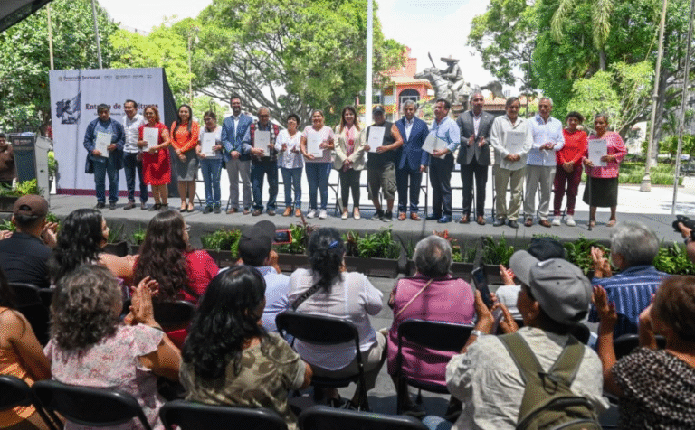 Gobiernos de México y Morelos entregan 488 escrituras y garantizan certeza patrimonial