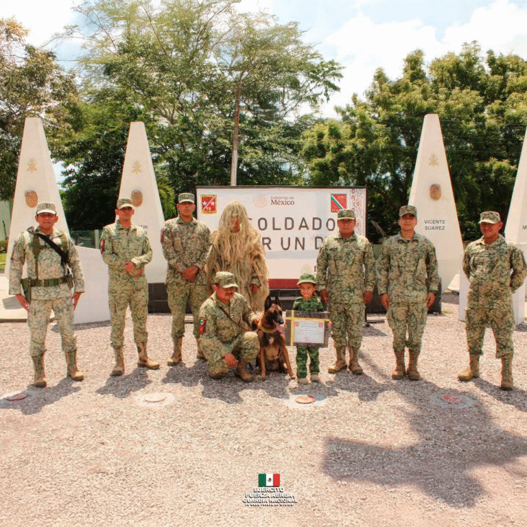 El sueño de Valentina se hace realidad: se convierte en Soldado por un Día en Veracruz