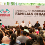 Tuxtla Gutiérrez fortalece certeza jurídica con entrega de escrituras públicas