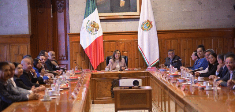 Rocío Nahle y empresarios fortalecen alianzas para el desarrollo económico de Veracruz