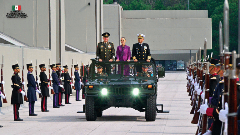 Claudia Sheinbaum encabeza clausura y apertura de cursos del Sistema Educativo Militar 2025