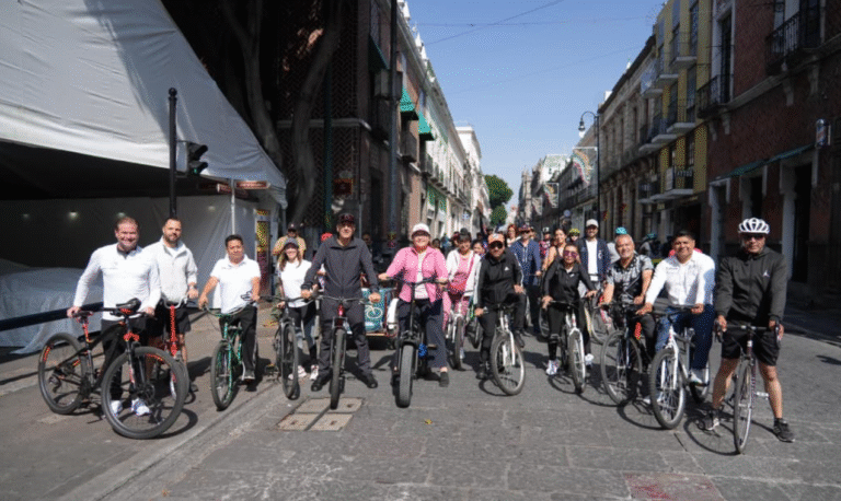 Pepe Chedraui encabeza la “Rodada Patrimonial” en el Centro Histórico de Puebla