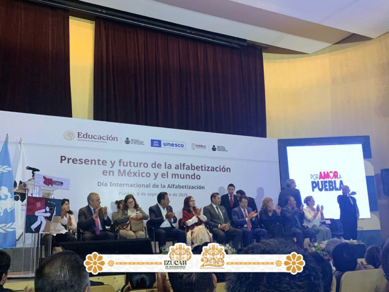 Izúcar de Matamoros participa en foro nacional por la alfabetización