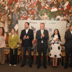 Pepe Chedraui entrega cheques de “Tu Crédito Imparable” a micro, pequeñas y medianas empresas