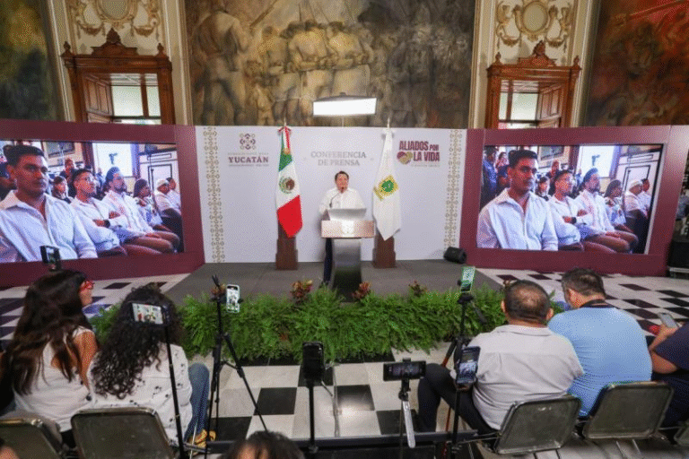 Gobernador Joaquín Díaz Mena presenta reformas al Isstey para garantizar pensiones justas en Yucatán