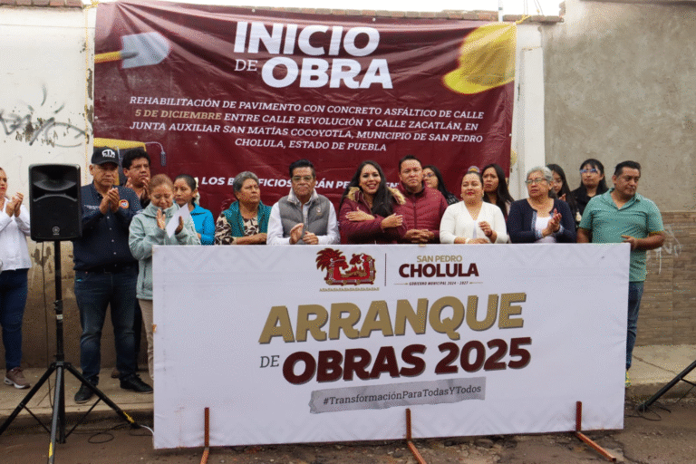 Tonantzin Fernández da banderazo a obra de rehabilitación vial en San Matías Cocoyotla