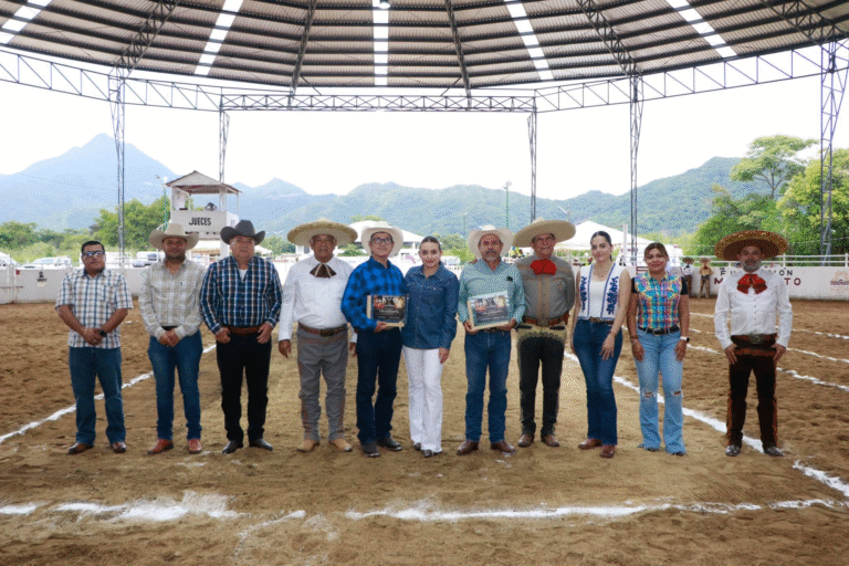 Villaflores celebra el Torneo Charro en honor a José Soto de la Torre