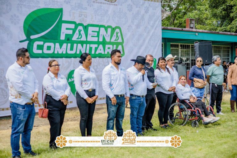 Izúcar de Matamoros impulsa faena comunitaria en el COBAEP Plantel 12